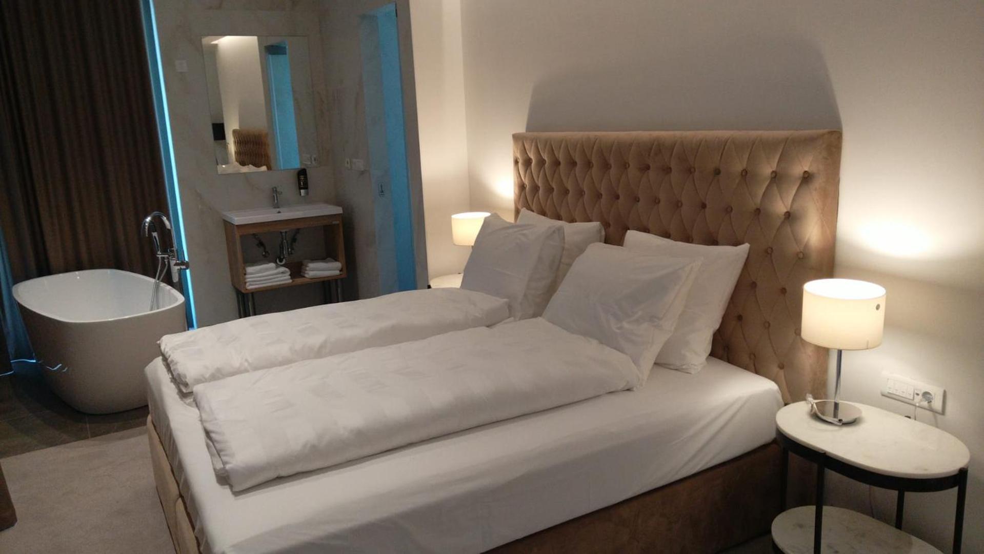 Hotel Oscar Kaštela Esterno foto