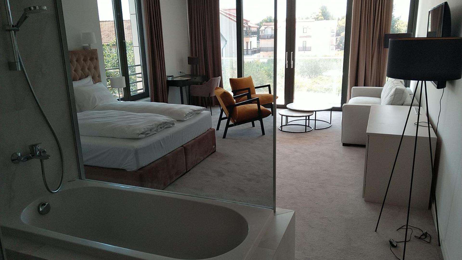 Hotel Oscar Kaštela Esterno foto
